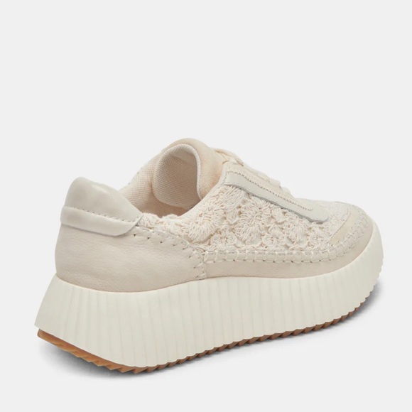 Dolce Vita Dolen Sneakers in Ecru Lace Size 8.5 Women's Beige Lace Sneakers - Picture 2 of 13